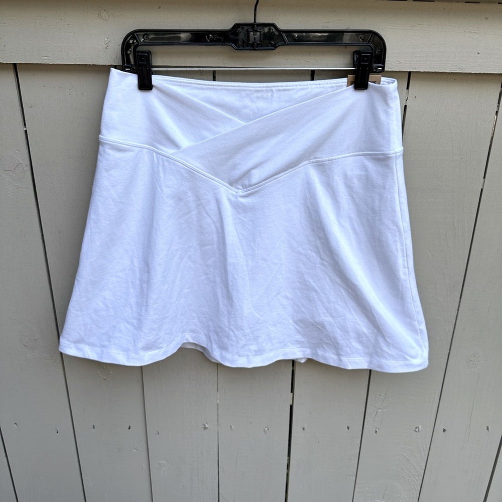 New Pink white workout skirt size XL NWT
